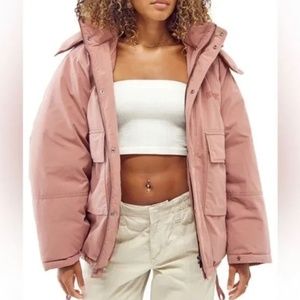 NET Urban Outfitters BDG Rose Pink Oversized Hooded Snow Jacket Size S/M